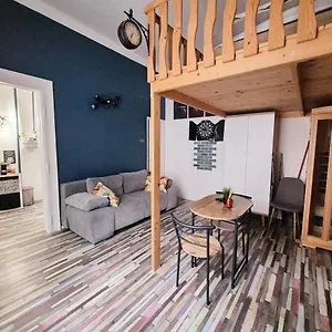 Loft&steam - Designer With Sauna & Ac Budapest