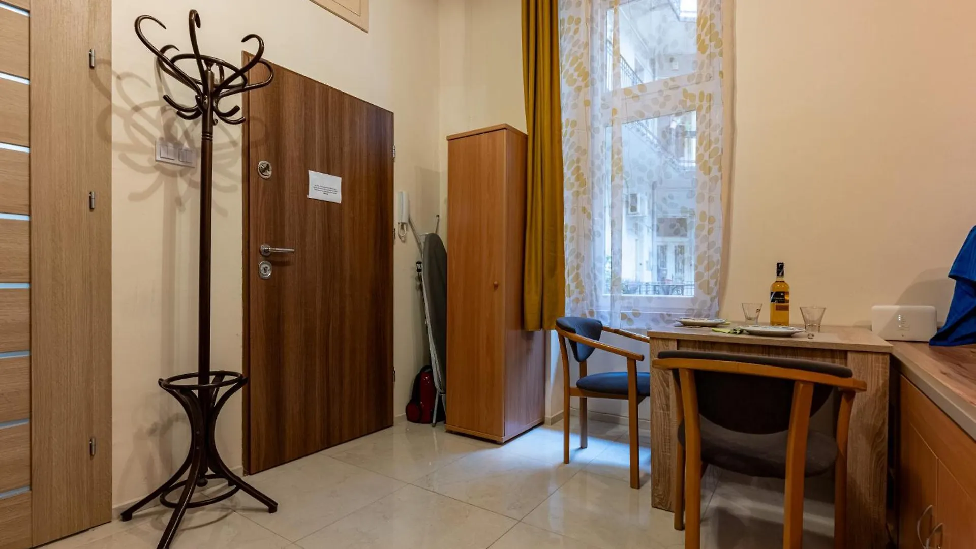 شقة A Quiet Studio In The Heart Of The City بودابست